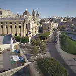 Nelli's לינה וארוחת בוקר 4*