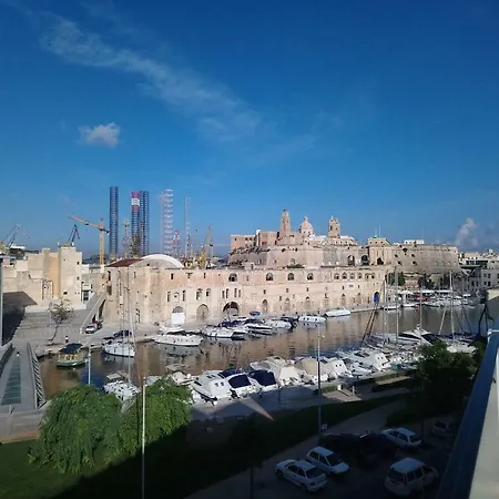 فندق مبيت وإفطار Nelli's Cospicua